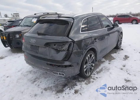 2018 Audi Sq5 3.0T Premium Plus z USA, uszkodzony, nr VIN WA1C4AFY9J2140780